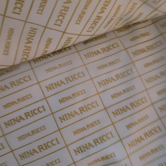 Nina Ricci Rain Coat/Topper - Picture 7 of 7